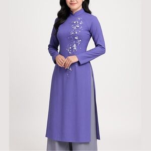 Light Purple Floral Accent Ao Dai Set of 3 Long Sleeve Top and Gray Pants